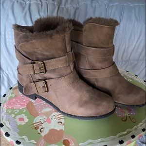 Womens Boots